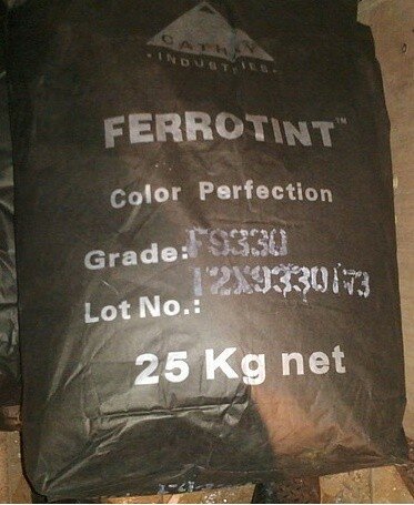 Черный пигмент для бетона FERROTINT F9330 (Гонконг)